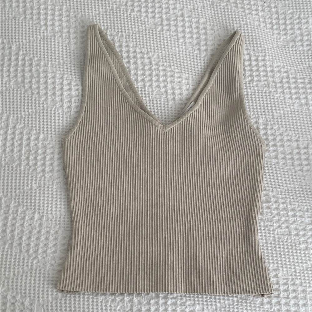 Babaton Cream Ribbed V-Neck Tank Top